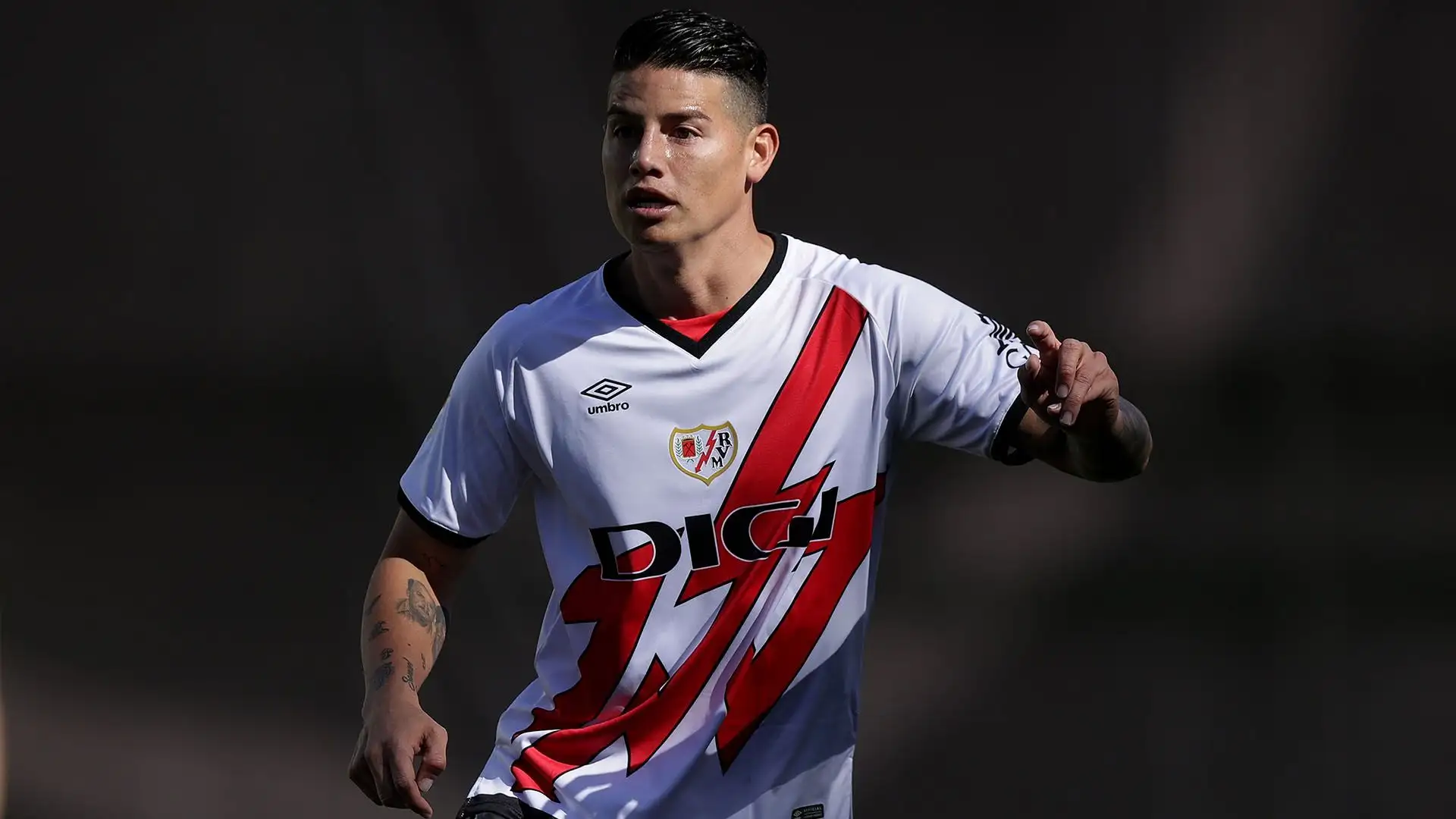 I tifosi del Rayo Vallecano sui social si sono lamentati: sono pentiti di averlo ingaggiato
