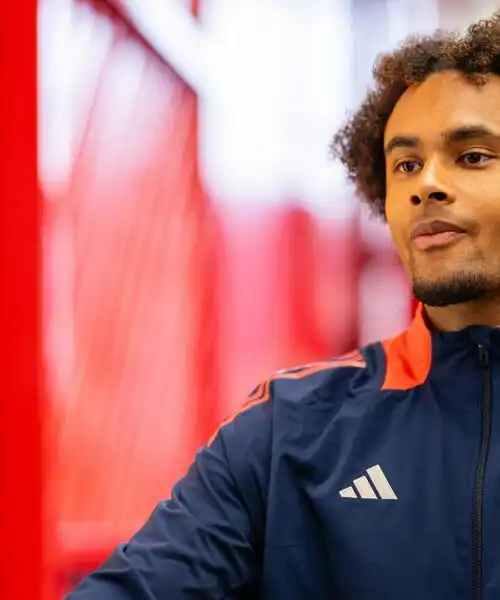 Joshua Zirkzee disperato: fuga dal Manchester United. Foto