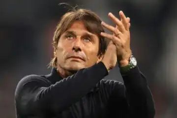 Antonio Conte prova a calmare i tifosi del Napoli