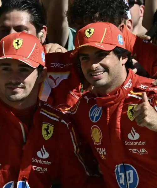 Ferrari, Leclerc e Sainz euforici: “Adesso il titolo”. La classifica