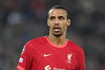 Joel Matip dice basta: l’ex Liverpool annuncia il ritiro