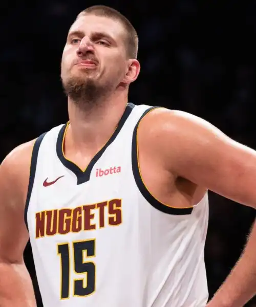 NBA: Nikola Jokic da urlo, Kyrie Irving e Luka Doncic piegano Minnesota