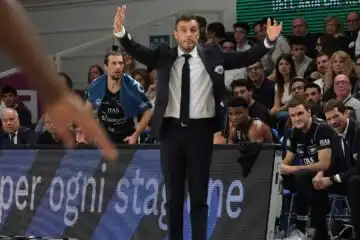 LBA, Trento resta sola in testa