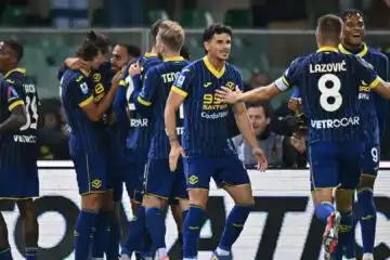 Al Verona il derby veneto: Venezia ribaltato al Bentegodi