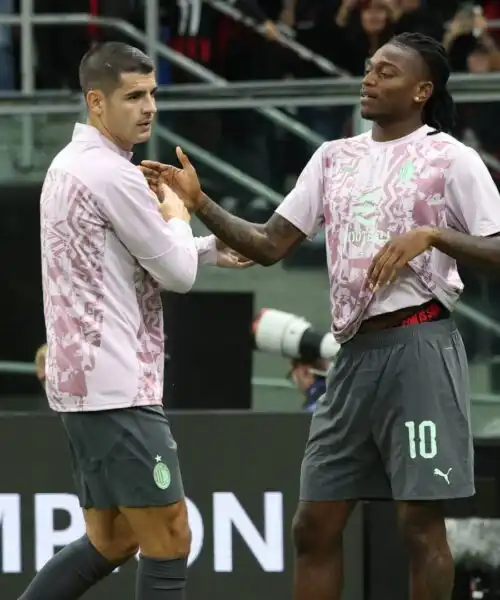 Alvaro Morata sta con Rafael Leao