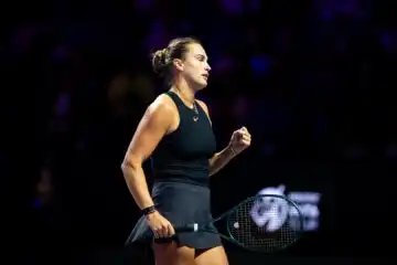 Aryna Sabalenka apre le WTA Finals con una vittoria