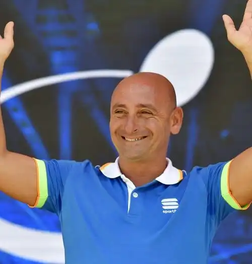 Paolo Bettini accoglie le promesse del ciclismo italiano