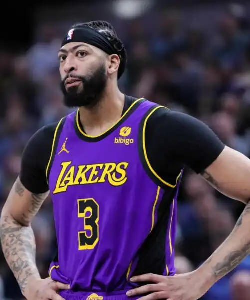 NBA: quinta vittoria di fila per i LA Lakers, Boston sulla sirena