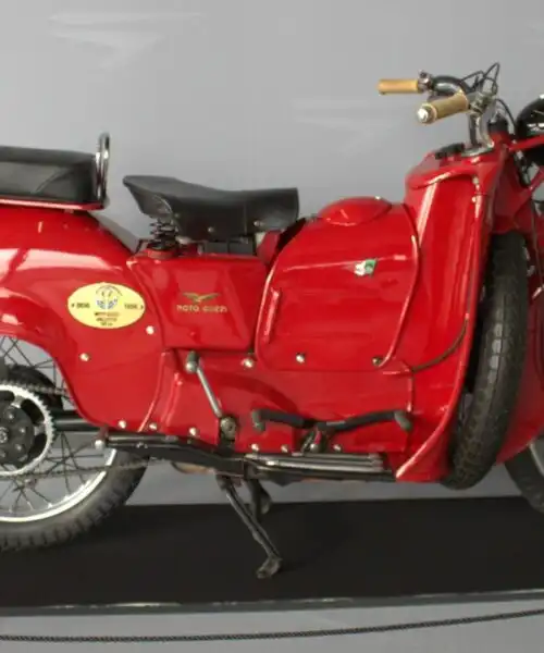 Settanta anni per la Moto Guzzi Galletto 192, le foto di una due ruote leggendaria