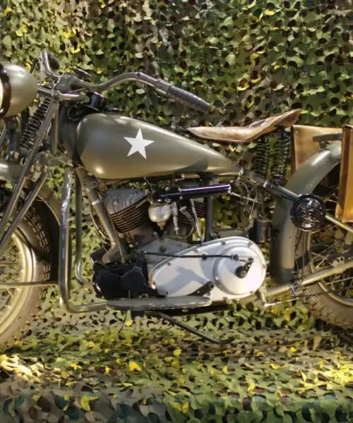 Indian 841, una moto da guerra: le foto