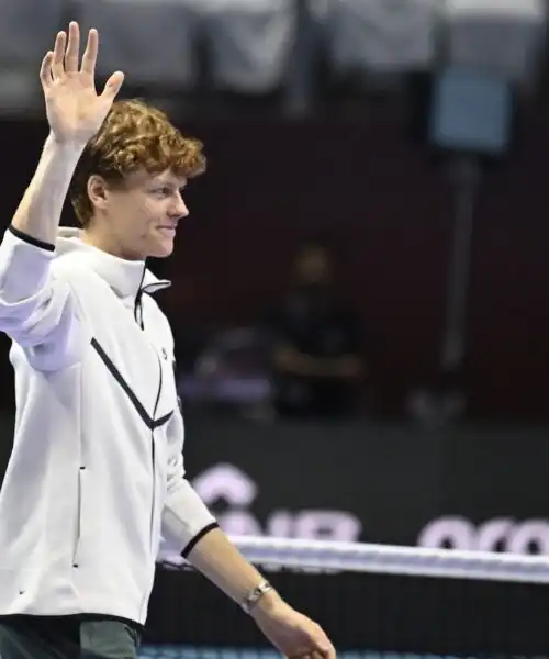 Jannik Sinner si allena a Monte Carlo, obiettivo ATP Finals a Torino