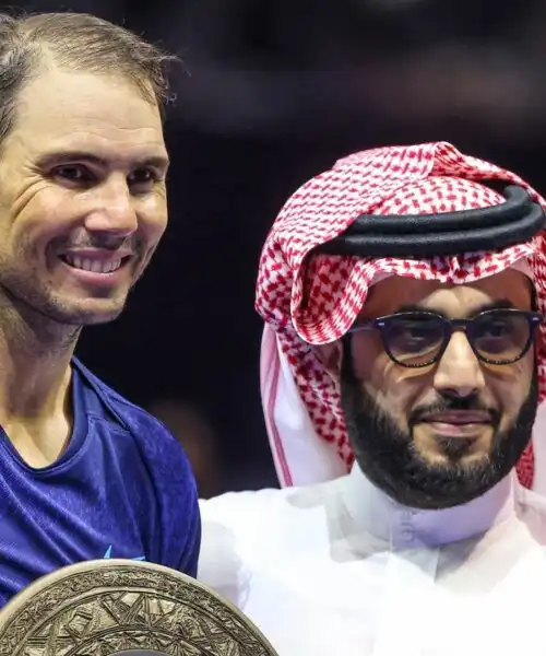 Le foto del costosissimo regalo degli arabi a Rafa Nadal: vale una fortuna