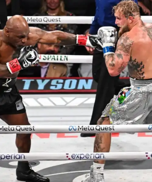 Un eterno Mike Tyson si arrende solamente ai punti contro Jake Paul