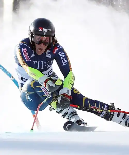 Gigante Killington: vince Sara Hector, paura per Mikaela Shiffrin. Fuori anche Federica Brignone