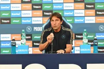 Napoli, Conte si difende: “Non abbiamo giocato per perdere”