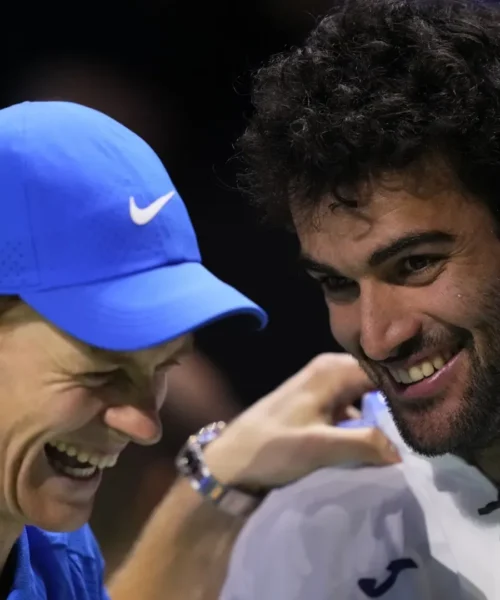 Jannik Sinner, il siparietto con Matteo Berrettini diventa virale: fan scatenati sui social