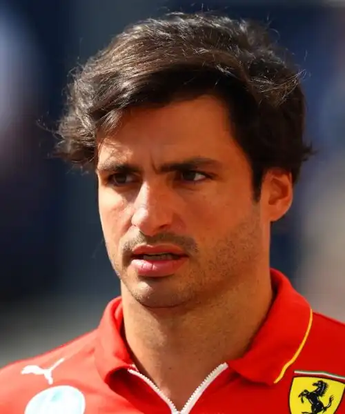 Il commosso addio social di Carlos Sainz alla Ferrari