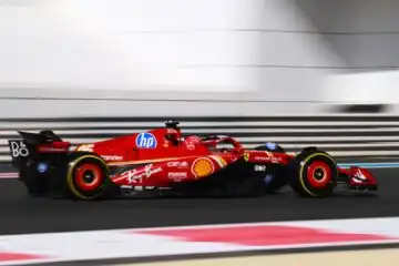 Ad Abu Dhabi volano Charles Leclerc sulla Ferrari e Carlos Sainz sulla Williams