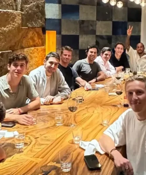 F1, le foto della maxi cena di fine anno: Verstappen e Russell distanti