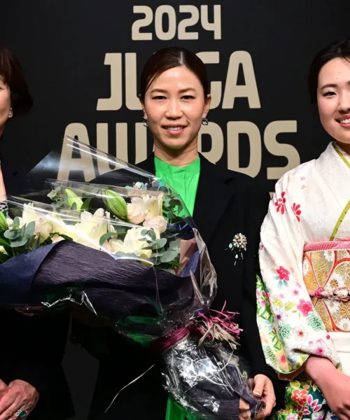 JLPGA Awards: sfilano le golfiste, quanti premi a Rio Takeda!