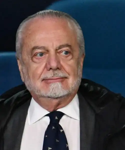 Tifosi contro De Laurentiis: l’ultima idea di mercato scatena il web. Foto