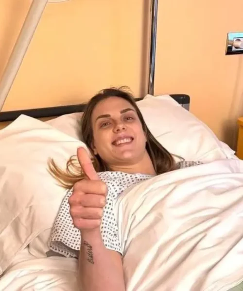 Brutto infortunio, la regina degli ace è finita in ospedale: le foto