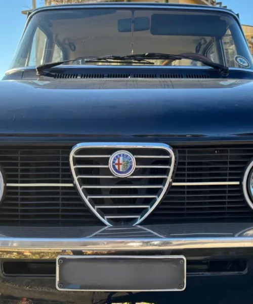 Ha ancora il suo perché l’Alfa Romeo Giulia 1300 Super: le foto