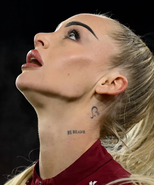 Alisha Lehmann preoccupa i tifosi della Juventus, le foto