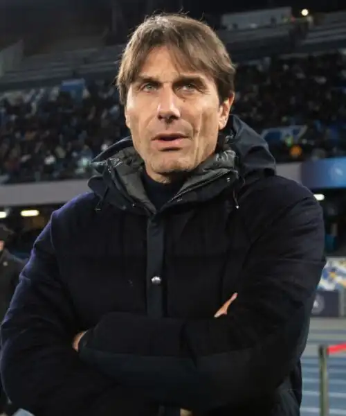 Napoli, Antonio Conte lancia un chiaro messaggio dopo l’addio di Khvicha Kvaratskhelia