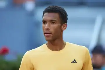 Auger-Aliassime individua la differenza tra Jannik Sinner e Carlos Alcaraz