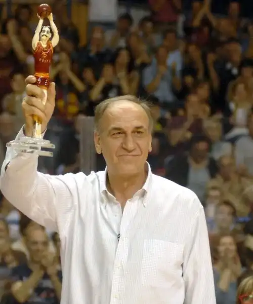 Addio al leggendario Drazen Dalipagic, commozione in casa Reyer: “Ciao Praja”