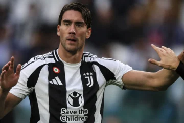 Un nuovo indizio allontana Dusan Vlahovic dalla Juventus