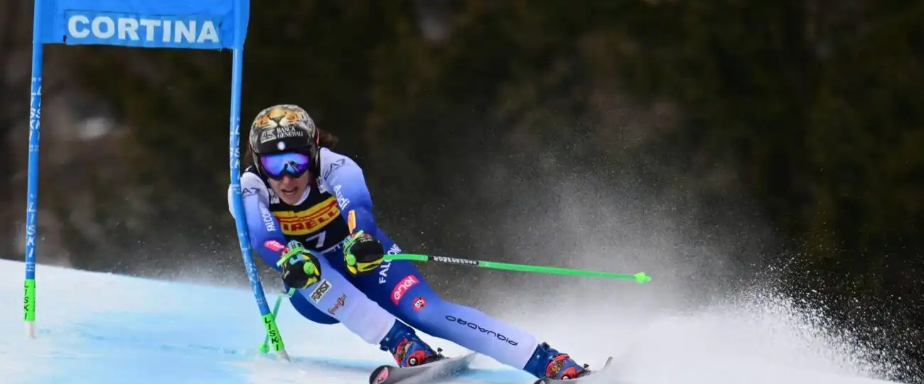 Federica Brignone domina il SuperG di Cortina: quarta Curtoni, settima Goggia