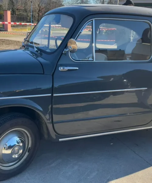 Fiat 600 D, una macchina piccola ma evoluta: le foto