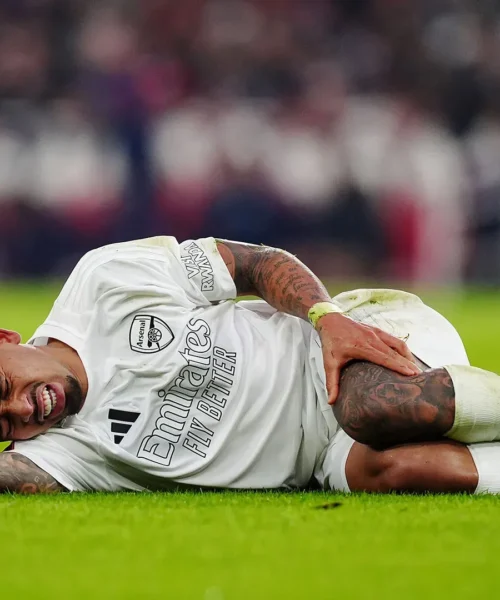 Ansia per Gabriel Jesus: le foto del preoccupante infortunio