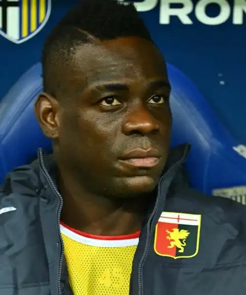 Mario Balotelli manda un messaggio chiaro a tifosi e pretendenti