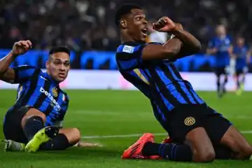 Una doppietta di Denzel Dumfries abbatte l’Atalanta, Inter in finale di Supercoppa