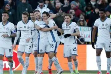 L’Inter soffre ma passa a Venezia: nerazzurri secondi