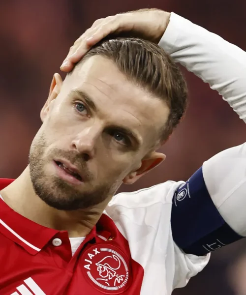 Jordan Henderson fa infuriare due leggende dell’Ajax