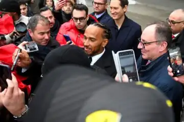 F1, l’annuncio di Lewis Hamilton fa impazzire i fan della Ferrari