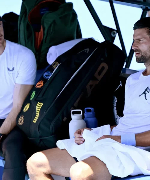 Murray-Djokovic, fitta discussione in allenamento: le foto