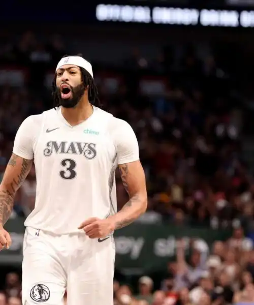 NBA: Anthony Davis esordio amaro: vittoria ma con infortunio