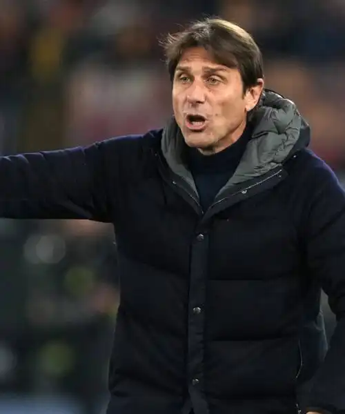 Napoli, Antonio Conte si tiene stretto il punto