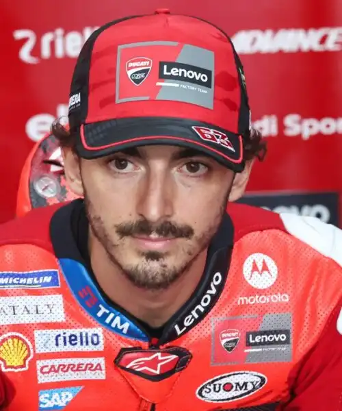 Marc Marquez va veloce: Pecco Bagnaia non si fa spaventare