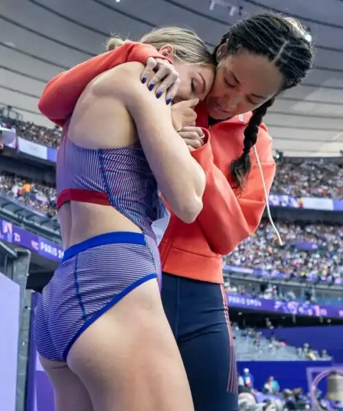 Chari Hawkins racconta il suo dramma alle Olimpiadi: foto