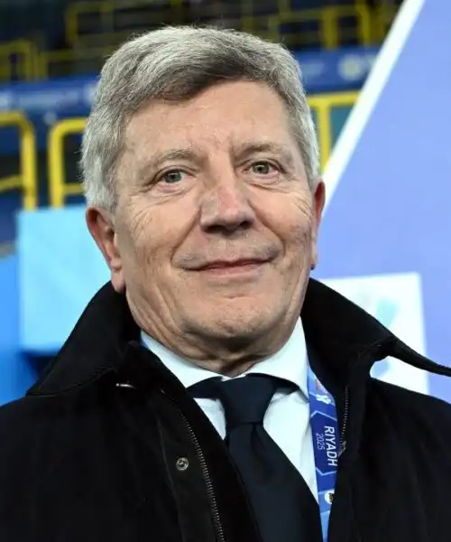 Ezio Simonelli: “Sì al VAR a chiamata”. E annuncia l’inizio della Serie A 2025-2026