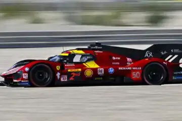 La Ferrari inizia il WEC 2025 con una storica tripletta in Qatar