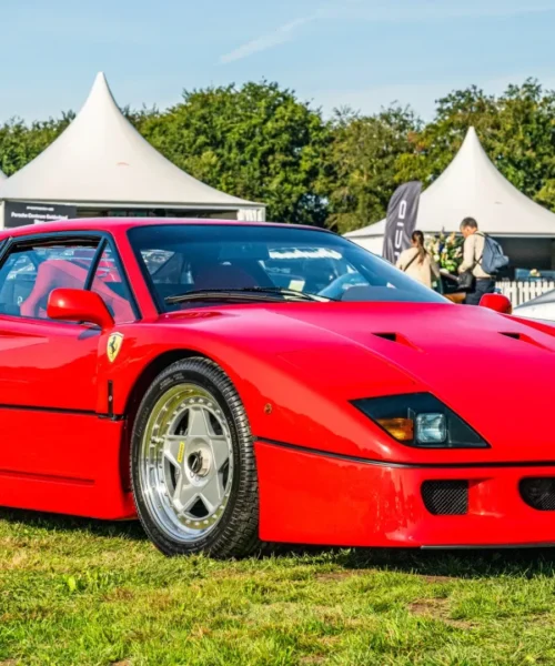 Ferrari F40, le foto di un mito intramontabile