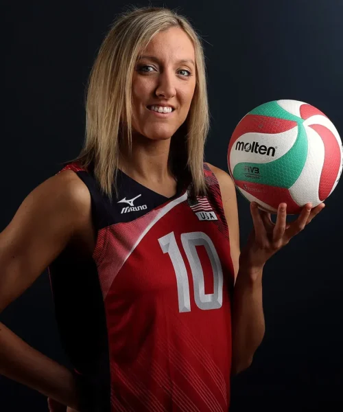 Jordan Larson si sdoppia: le foto della stella statunitense