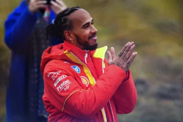 Ferrari, Lewis Hamilton sorpreso da Charles Leclerc